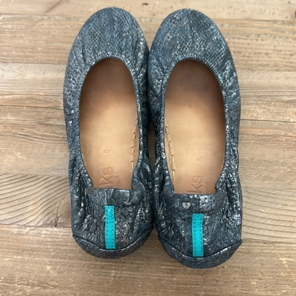 Tieks Limited Edition Dragon Size 5 View 5